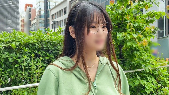 【超M 土氣陰沉宅女】有著被侵犯願望喜歡BL的妄想變態妹子22歳